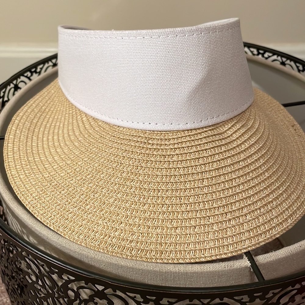NWT San Diego Hat Company Sun Visor white & beige. Sweat wicking, adjustable